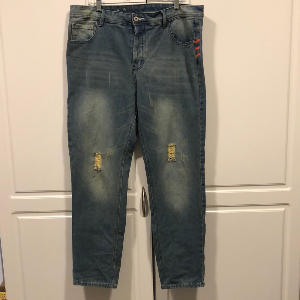 Jeans Men's 36 dark blue denim distressed destroyed button fly jean EUC